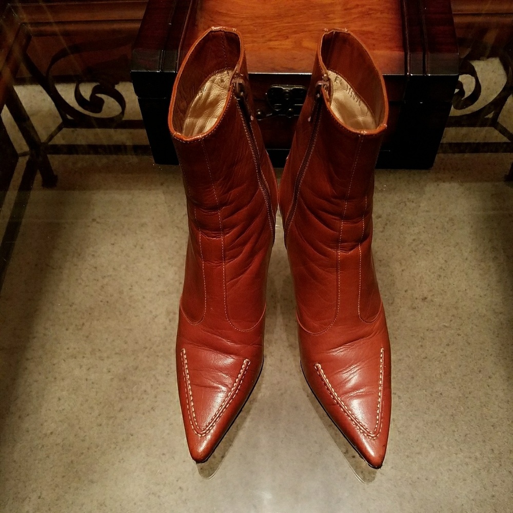 Cole Haan Collection made in Italy ankle boots 7B