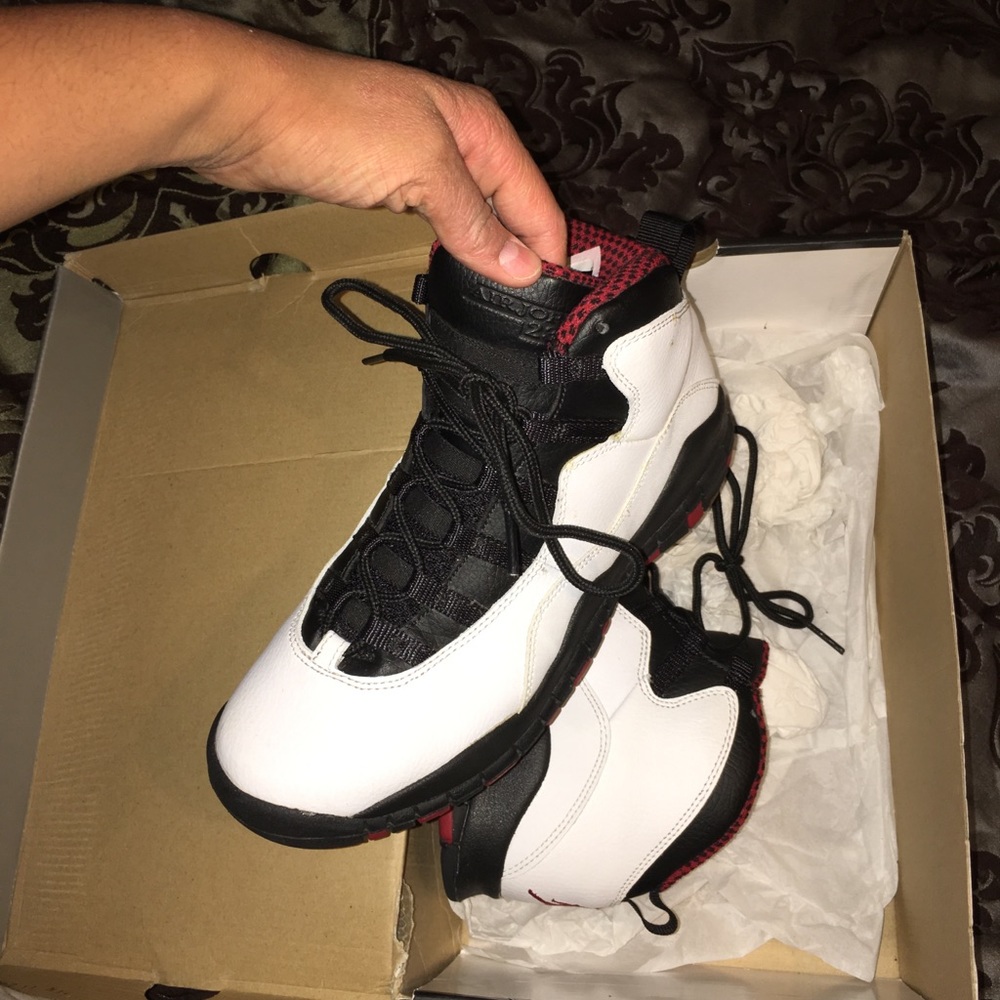 Retro Jordan 10s