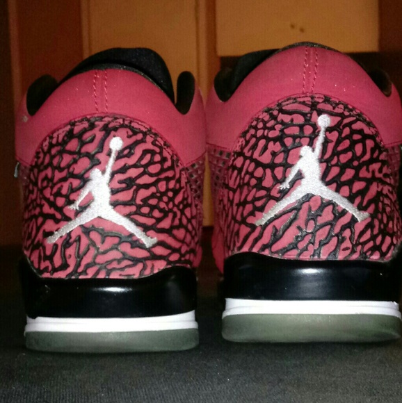 retro all red jordans