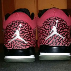 Jordan 3 Retro All Red