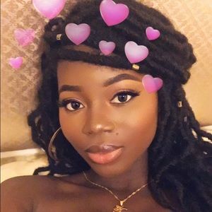 Meet your Posher, Rachelle