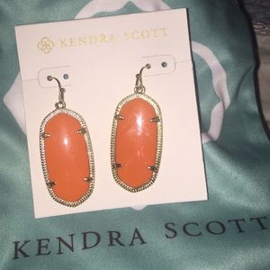 SALE Kendra Scott Elle earrings
