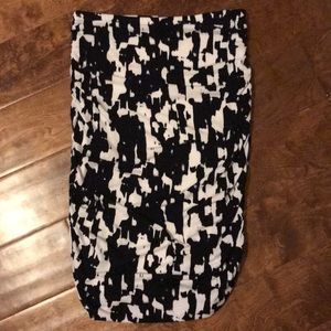 Vince Camuto skirt