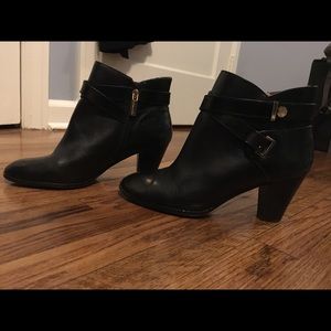Louise et Cie booties