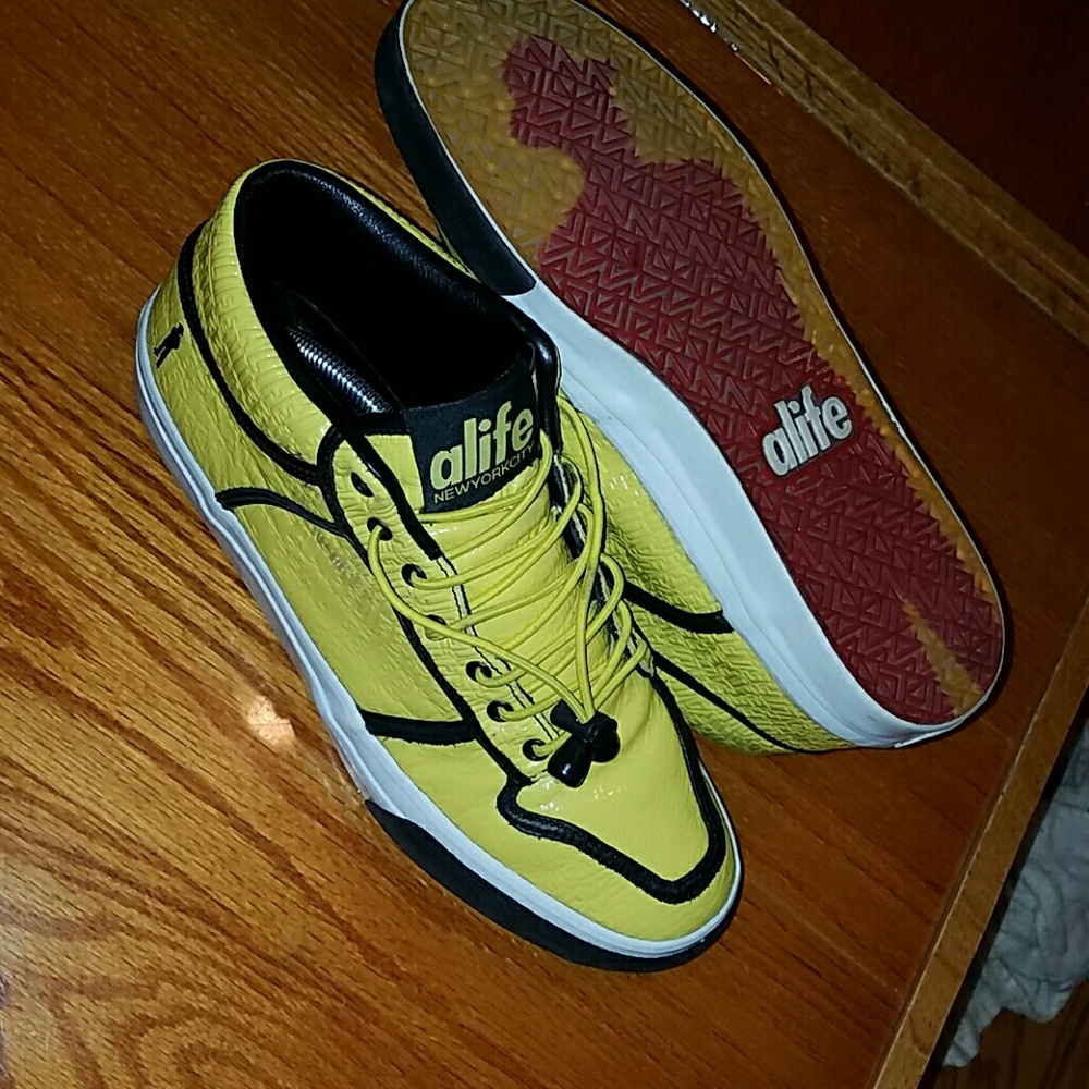 ALIFE X Barneys New York Collaboration Shoes