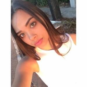 Meet your Posher, Eliana