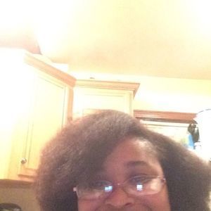 Meet your Posher, Laresa