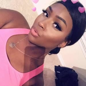 Meet your Posher, Alaya