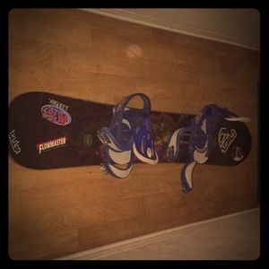Sold elsewhere, can’t figure out how to delete this post