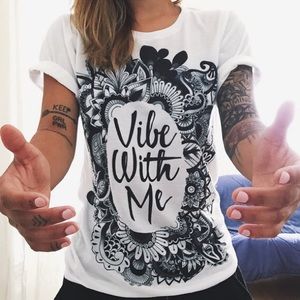 Vibe with Me Graphic T-shirt