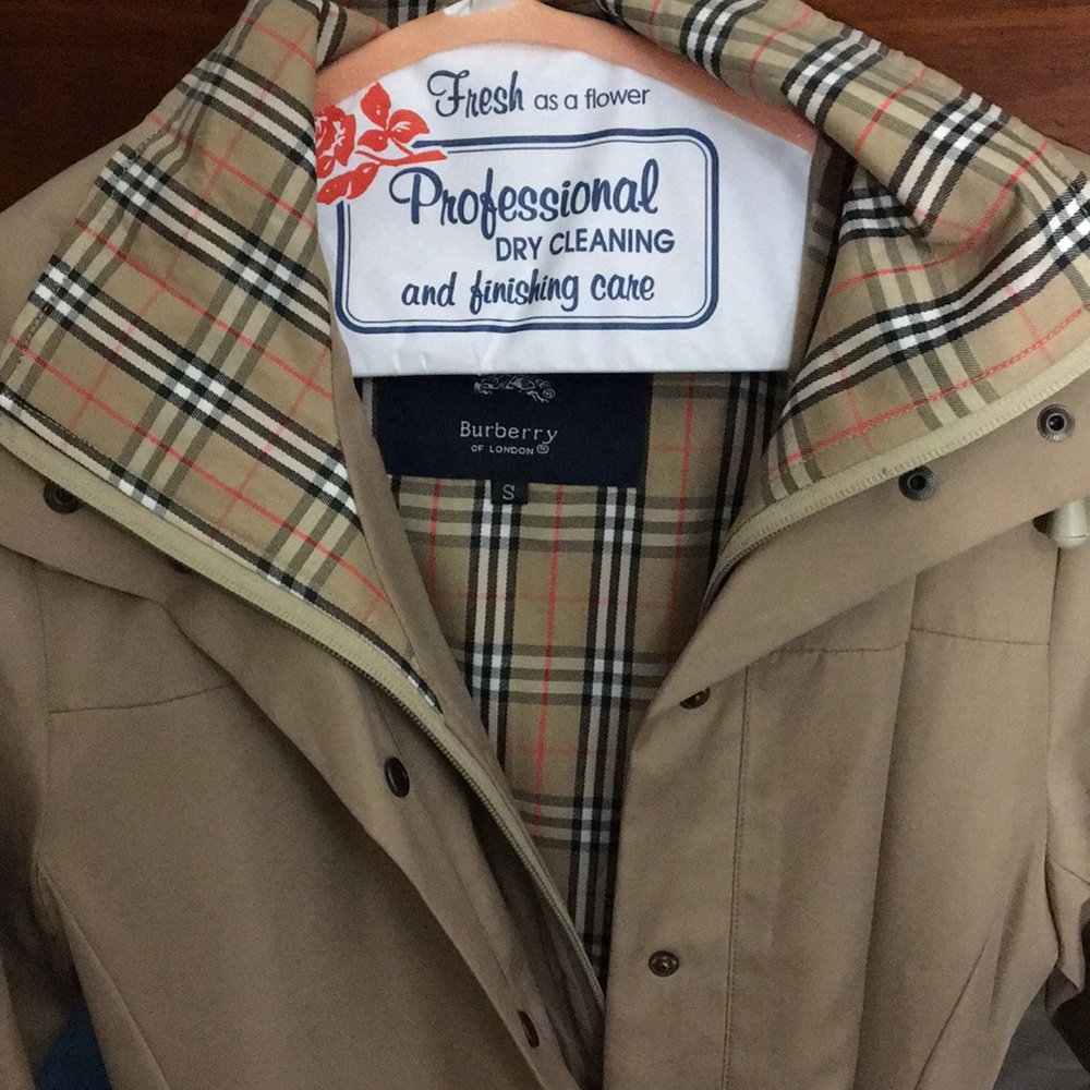 Authentic Burberry coat!