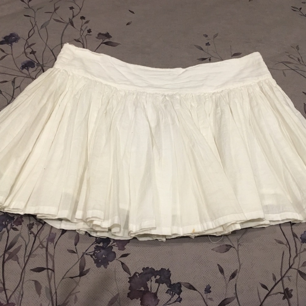 White mini skirt
