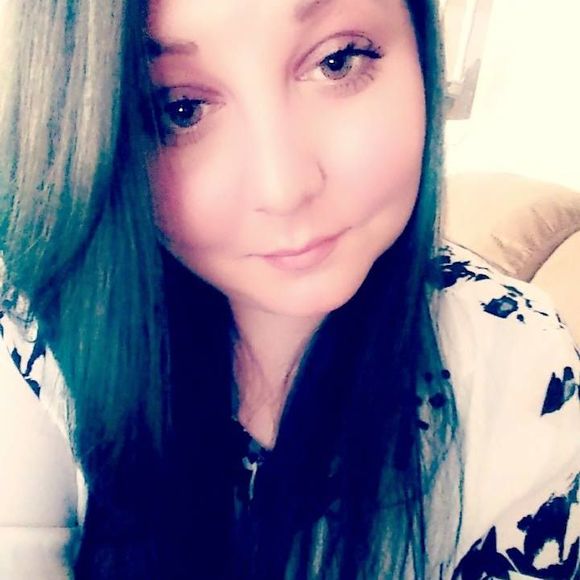 Meet your Posher, Katherine - Picture 1 of 1