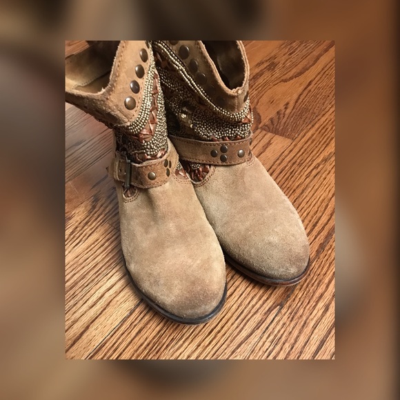 Naughty Monkey Boots - Picture 2 of 4