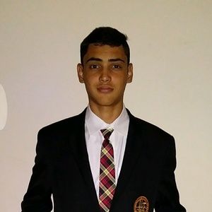 Meet your Posher, Carlos