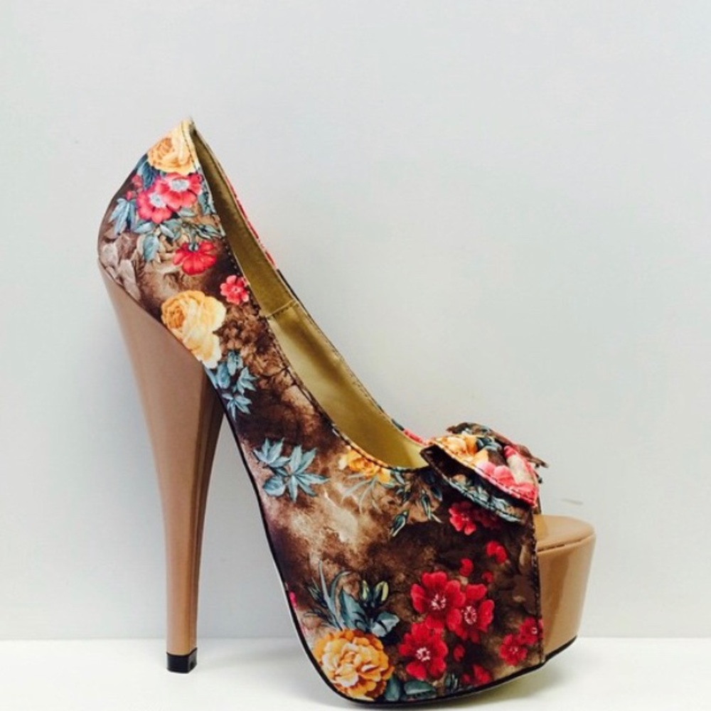 ❌SOLD❌Wildflower Pump