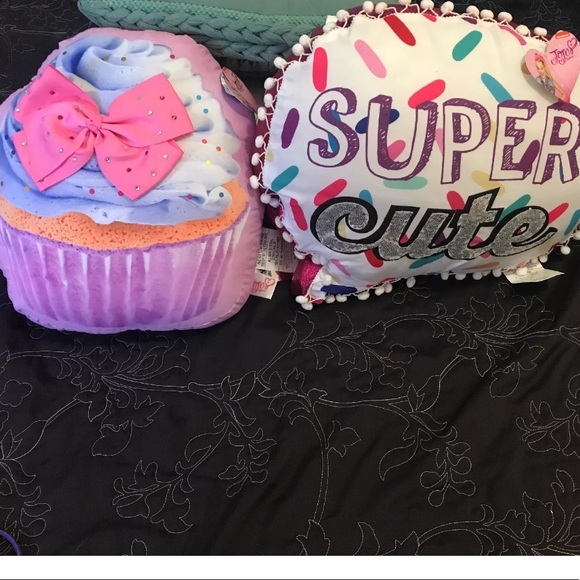 jojo cupcake pillow