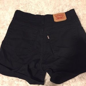 VINTAGE LEVIS Mid rise shorts