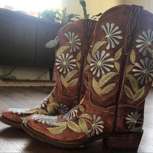 Embroidered Cowboy Boots