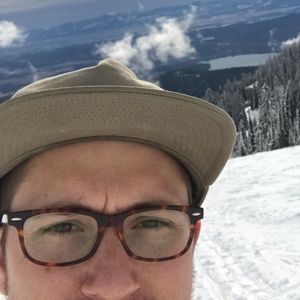 Meet your Posher, Adam