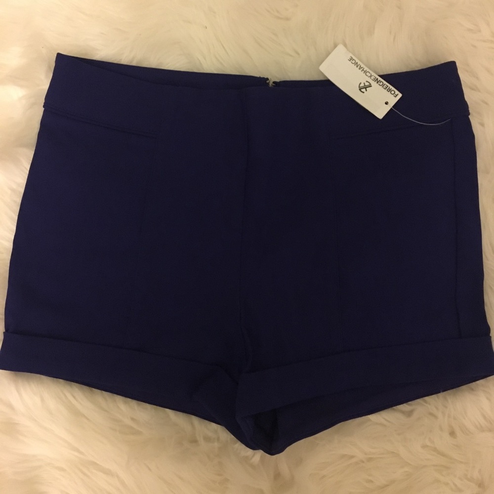 NWT Foreign Exchange Shorts