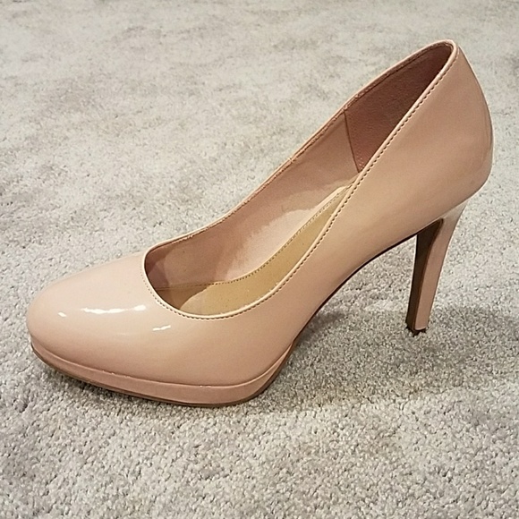 fioni pumps