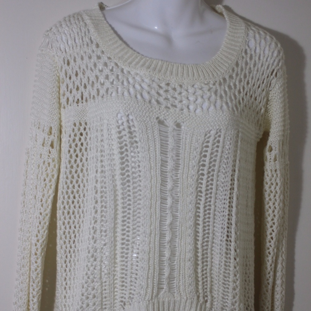 White Beige Crochet Long Sleeved Top