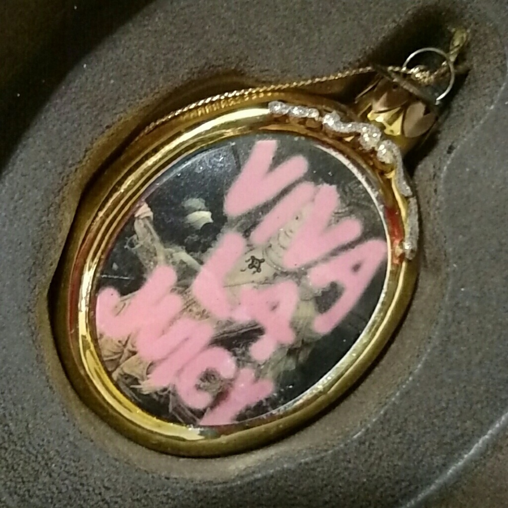 Juicy Couture Christmas Ornaments - Picture 4 of 6