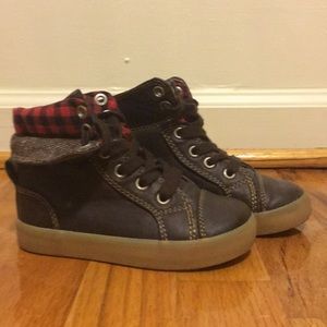 Toddler high-top sneakers