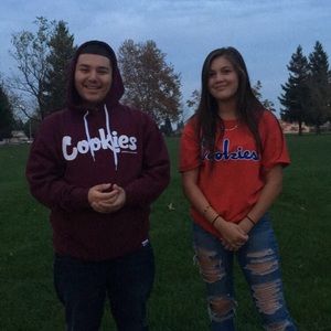 Meet your Posher, Mia