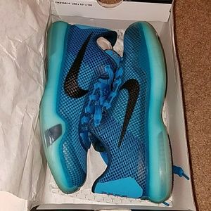Nike Kobe X