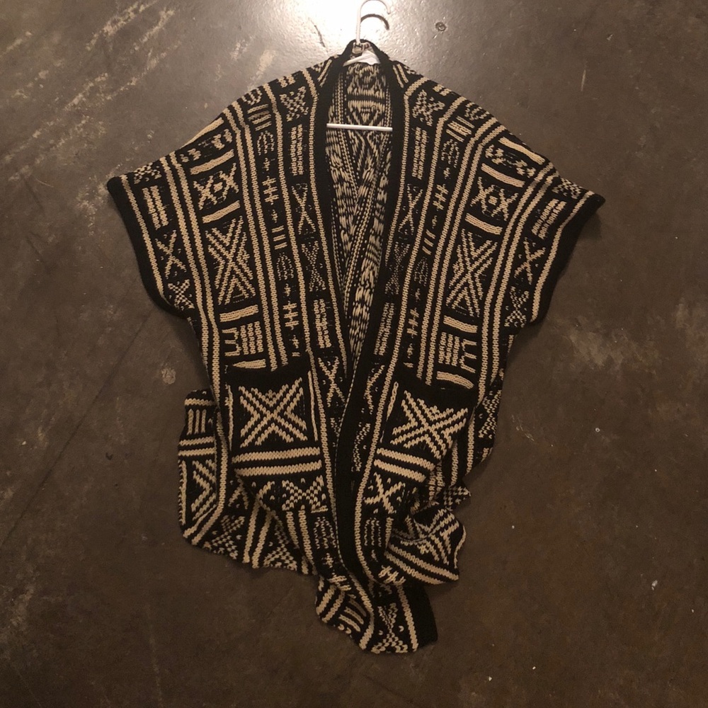 Cardigan - Picture 2 of 4