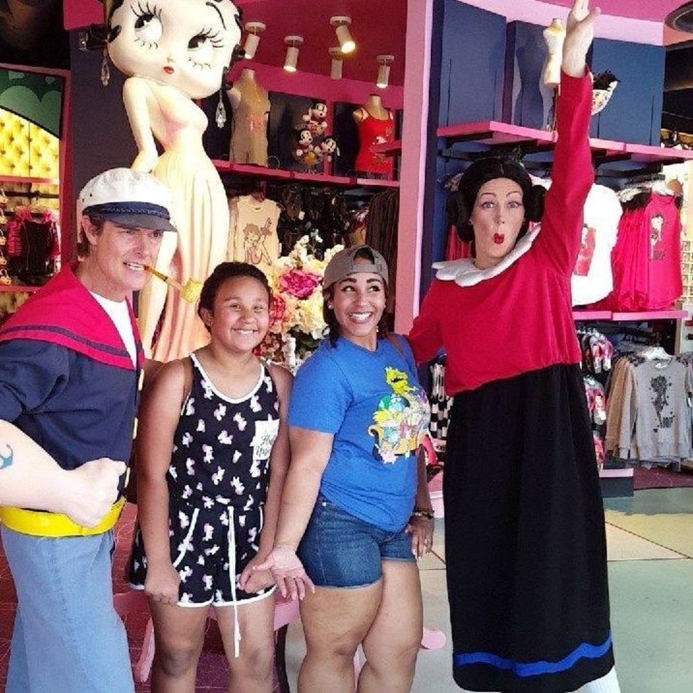 Meet your Posher, Kassandra