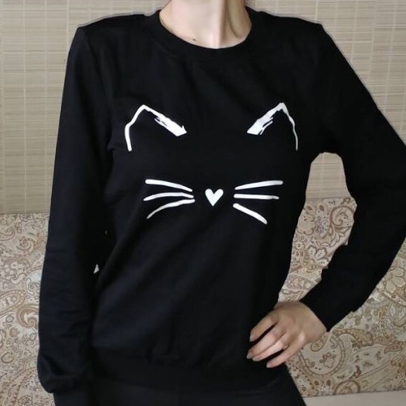 ✨Cat Lover Black & White Sweatshirt✨ - Picture 6 of 6