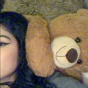 Meet your Posher, Jazmine