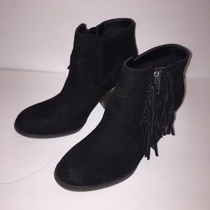 🔥SOLD🔥Mia Lindsie Fringe Booties Heel Boot