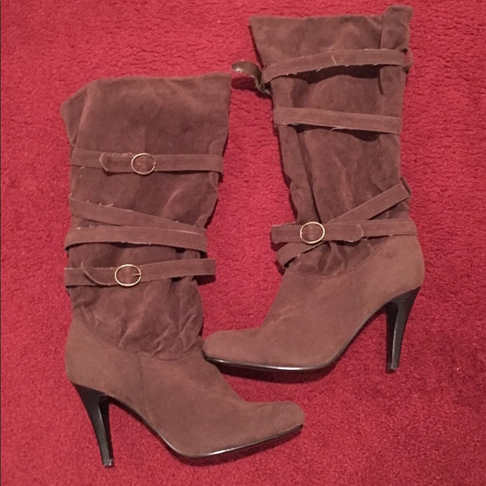 Brown Faux-Suede Boots. Size 10.