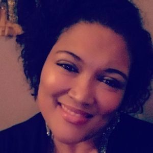 Meet your Posher, Nina