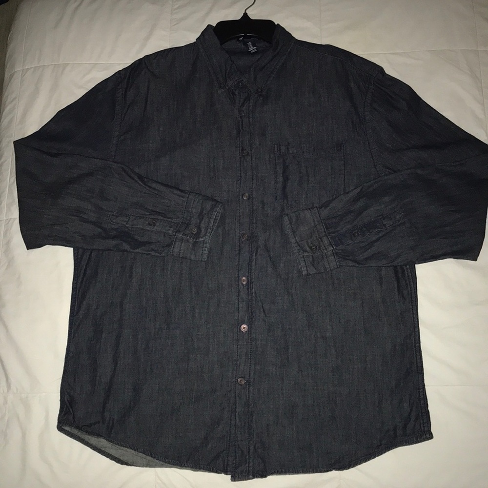 GAP button down.