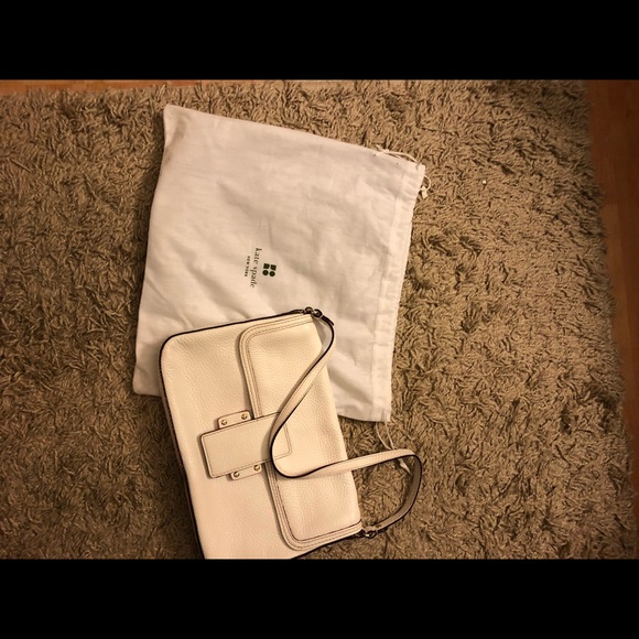 Kate Spade purse, small brown stain, see pics - Picture 1 of 4