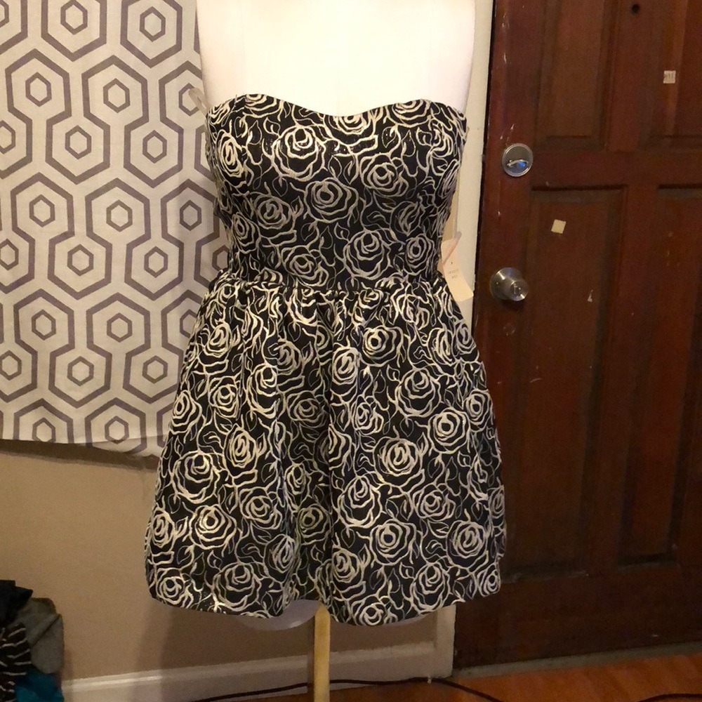 Tube top dress