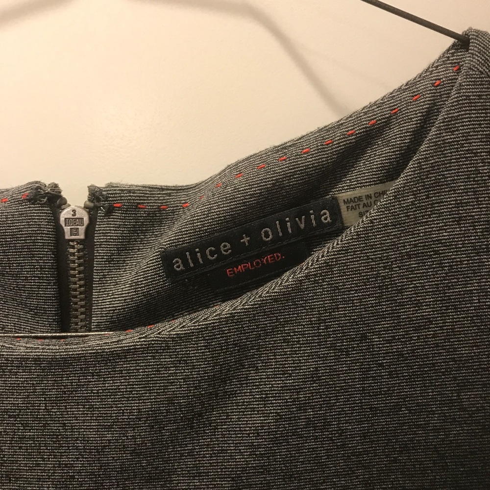 Alice + Olivia Adeline cap sleeve peplum grey - Picture 3 of 7