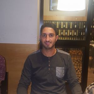 Meet your Posher, Lior