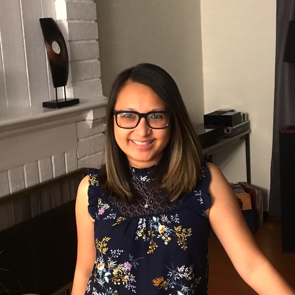 Meet your Posher, Bernadette - Picture 2 of 2