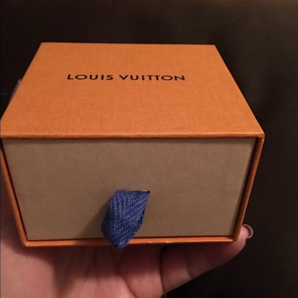 Authentic Louis Vuitton small gift box