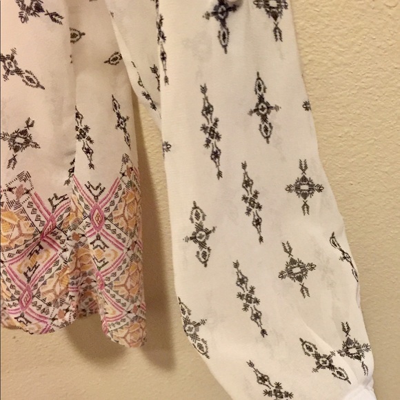 American Rag High-Low Top - Picture 5 of 7