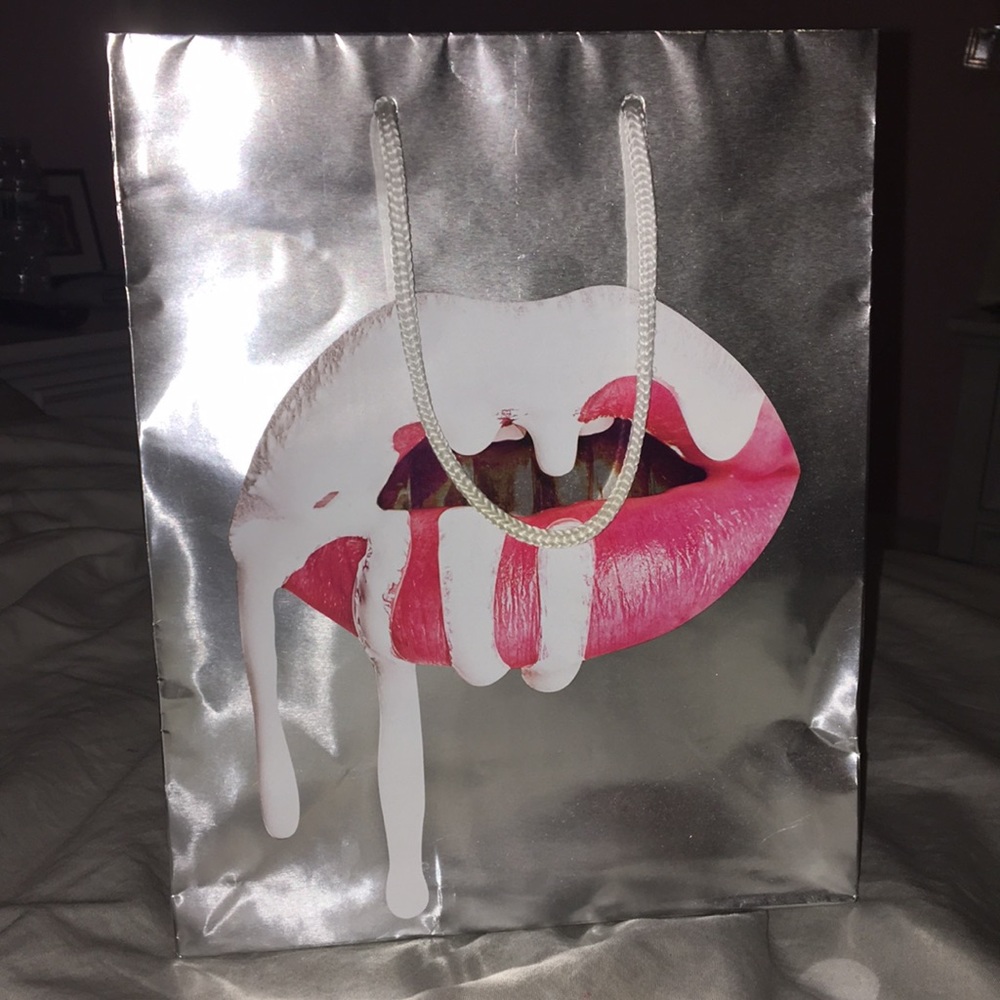Kylie Cosmetics bag by Kylie Jenner