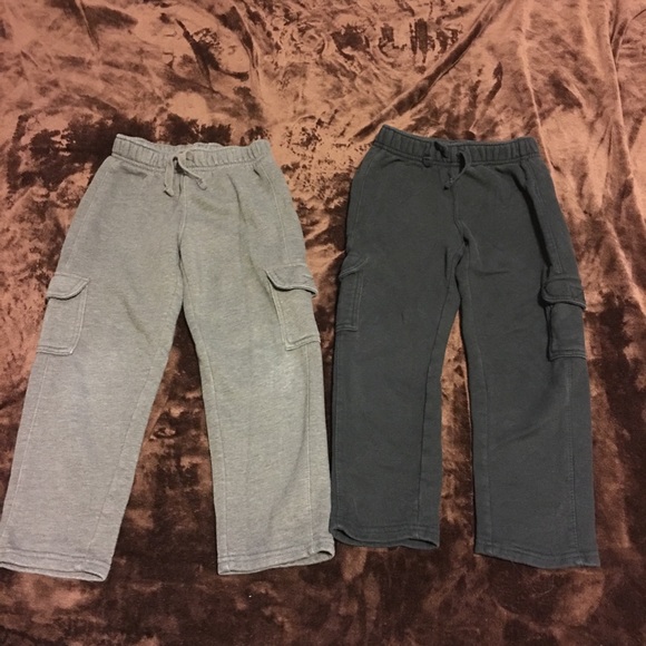 ❗️SOLD❗️Boys (size Small 6/7) Clothes Bundle - Picture 7 of 8