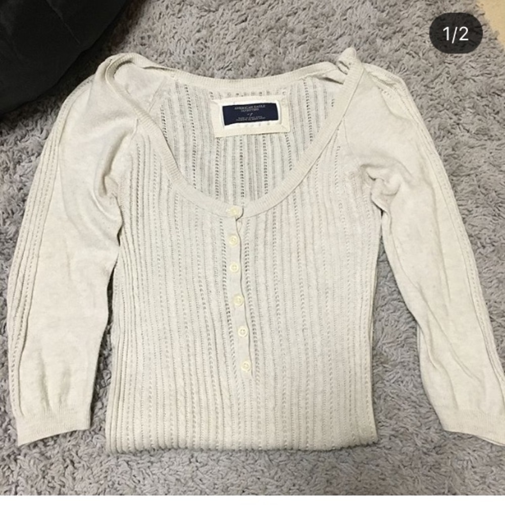 American Eagle shirt