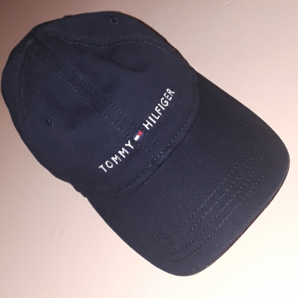 Tommy Hilfiger Hat